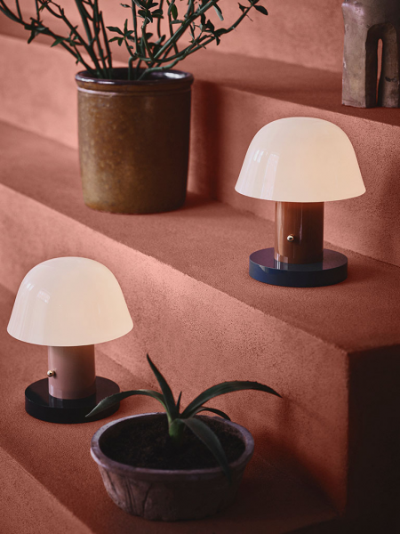 SETAGO JH27, stolová lampa