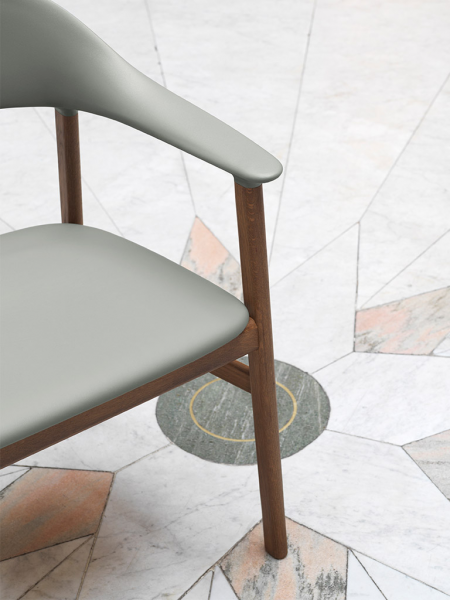 Herit Armchair Oak Upholstery - stolička s čalúneným sedákom