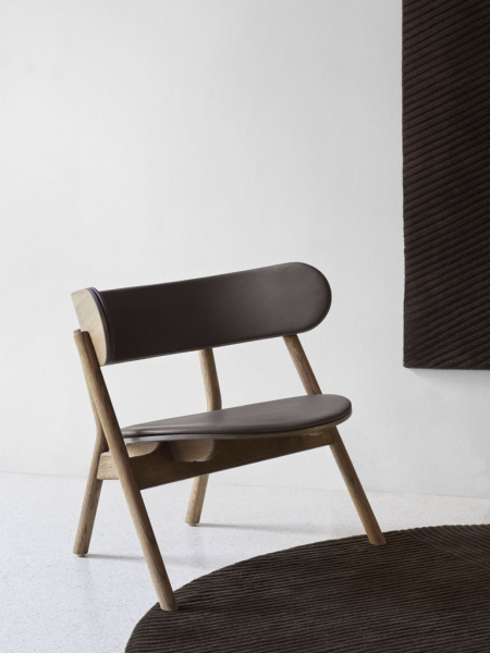 OAKI LOUNGE CHAIR kreslo